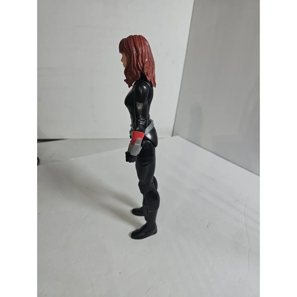 Hasbro Marvel Legends Black Widow Titan Hero Series 11